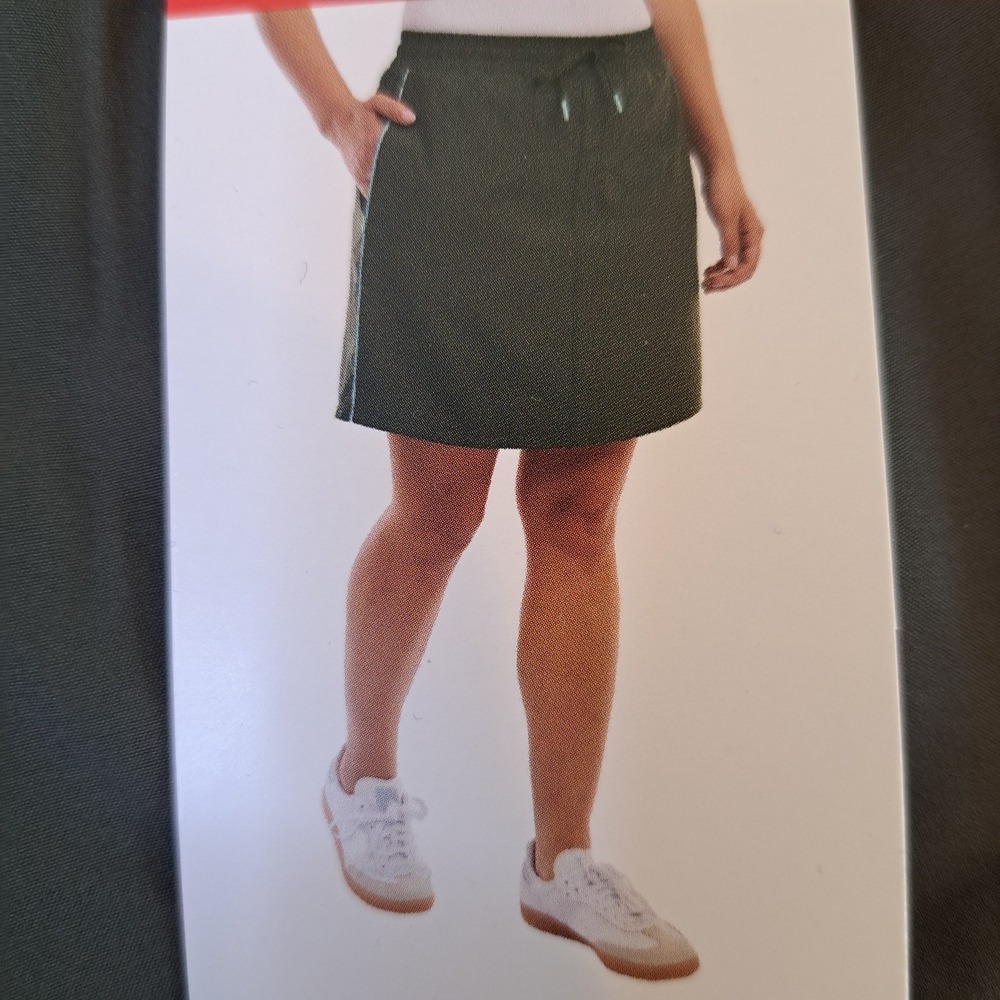 Elle Sport Skort Medium Olive Green NWT Active Drawstring Pockets 1569-252